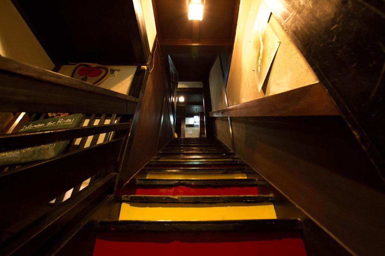 Hostel Nakamura Kobe Buitenkant foto